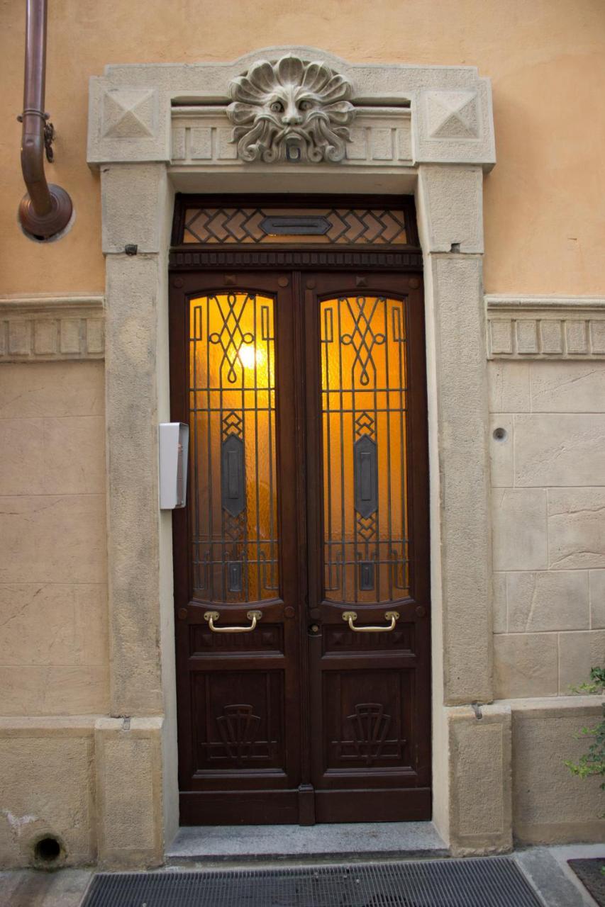 阿尔巴Palazzo Belli住宿加早餐旅馆 外观 照片